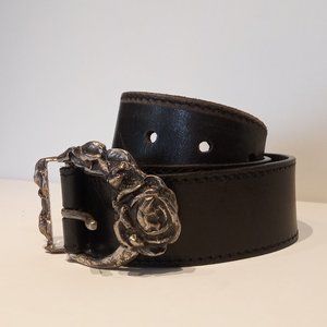 Jennifer Graham leather belt silver buckle GUC